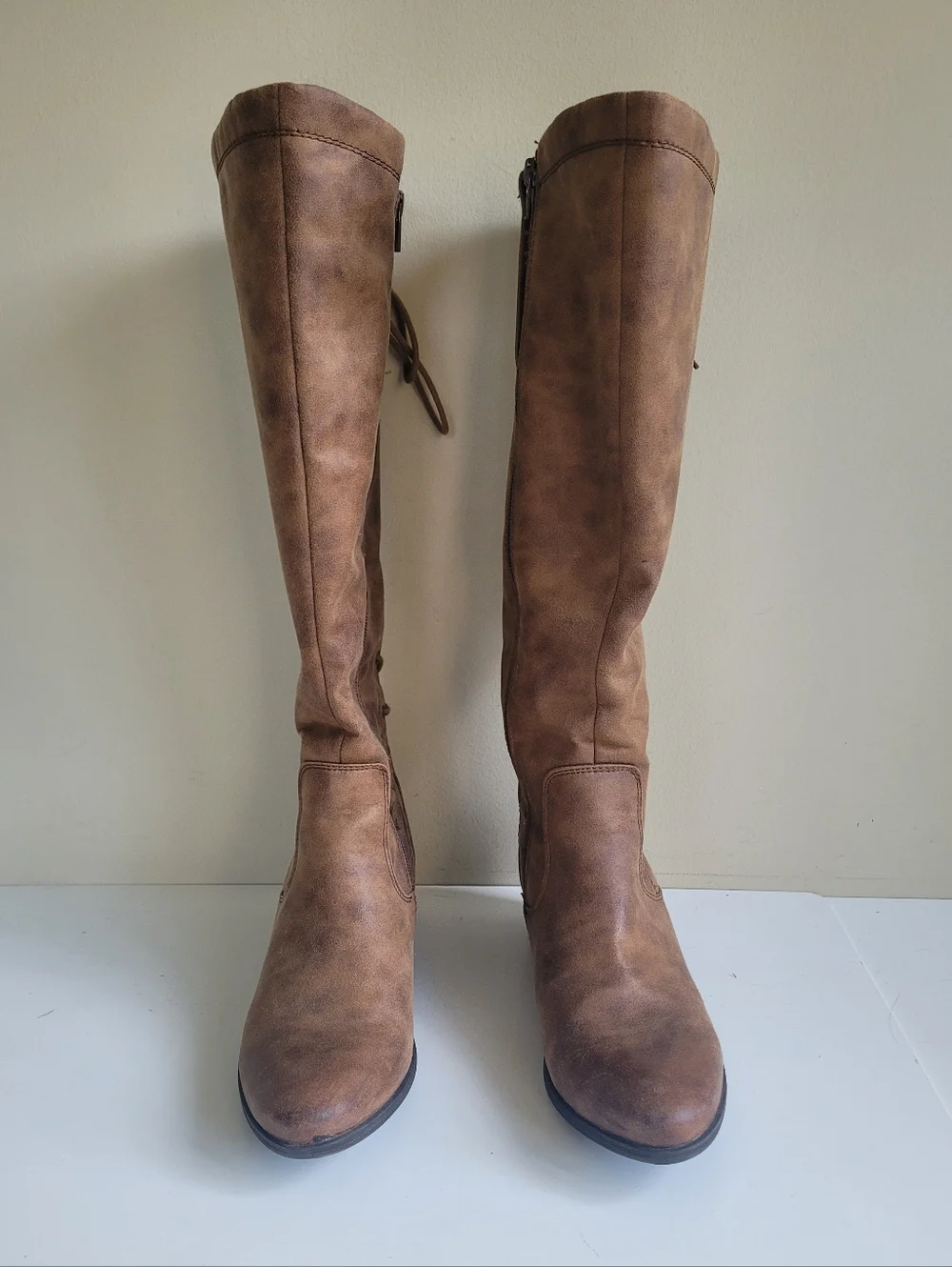 Baretraps Gardyna Knee-High Lace-Up Riding Boots Tan Womens 7.5